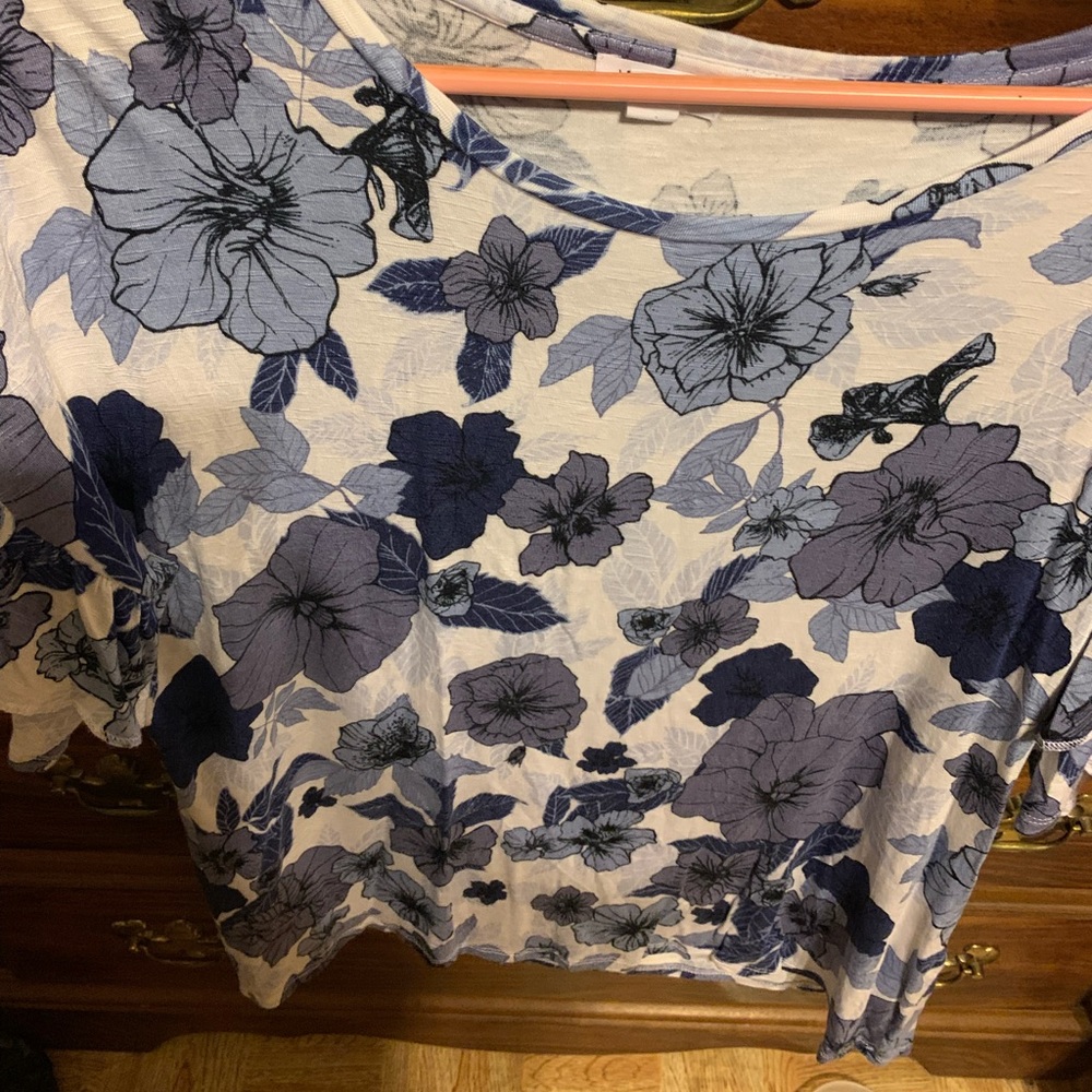 Short sleeve blouse